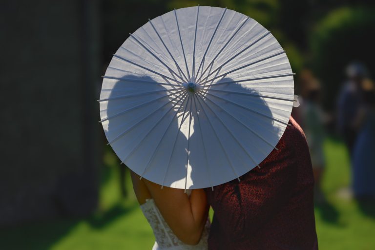 Photographe mariage Belgique Liège Reportage naturel · Émotionnel · Authentique
