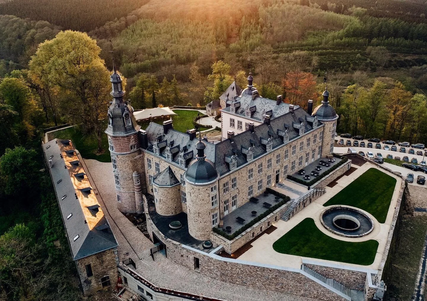 Photographe mariage Chateau Mirwart